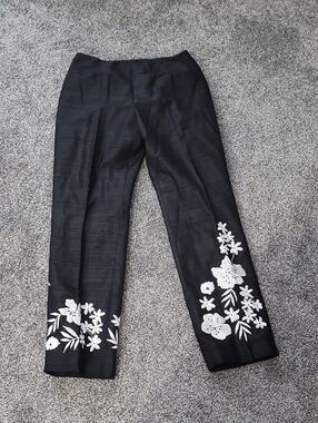 Muse Black Straight-Leg Pants with White Floral Embroidery